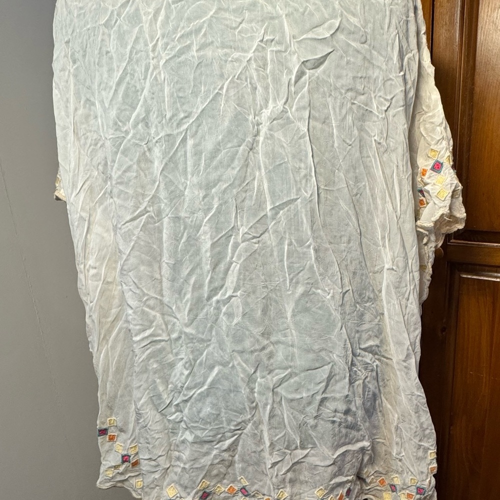 EUC - RARE Johnny Was oversized white embroidered poncho/tunic - Size Large - Picture 6 of 16